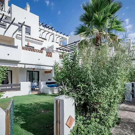 Ssg- Modern 2 Bedroom Sunset Golf